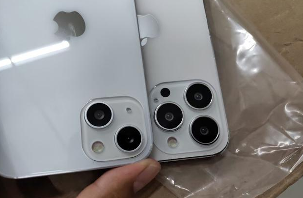 南沙苹果手机维修分享iPhone 13‌机模长什么样 