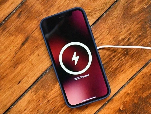 南沙苹果手机维修分享iPhone 12可以随便充电吗 
